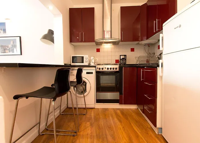 Typical Tailor Made Flat In Graca Lisboa